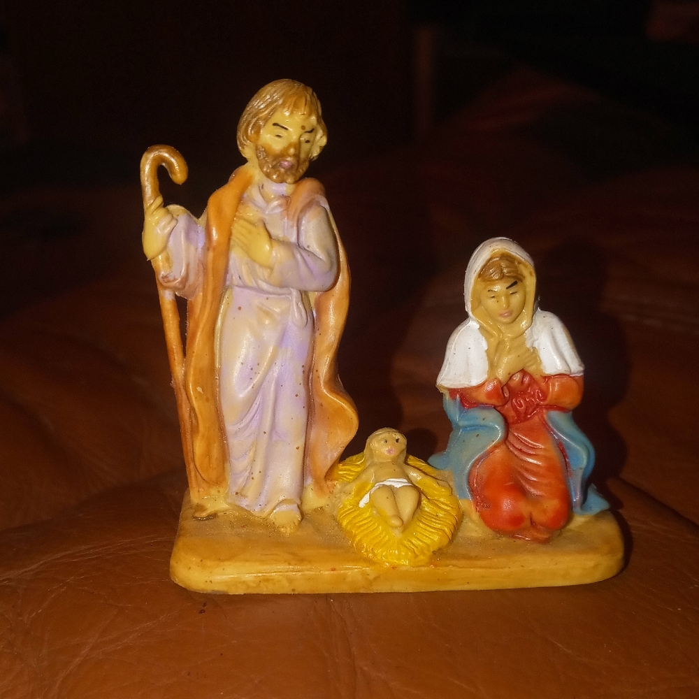 Joseph and Mary figurines- Italy